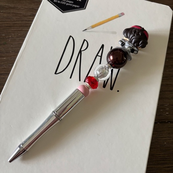 Disney Doorables: Star Wars: Hunter handmade beaded pen - Picture 3 of 3